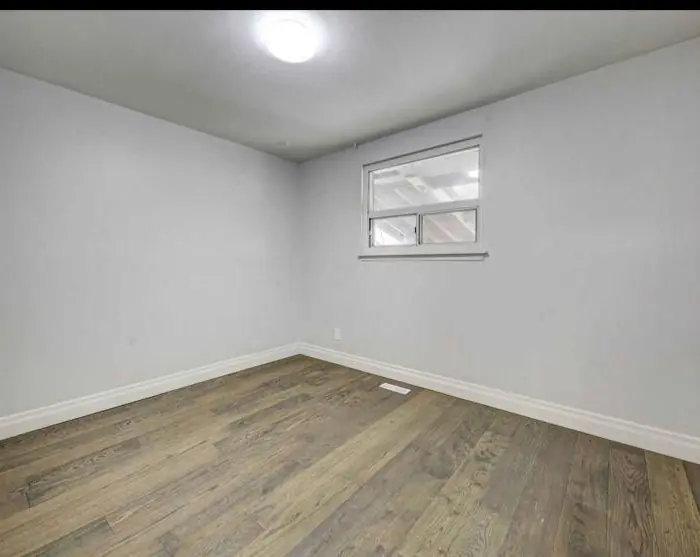Bright empty room, finished walls
